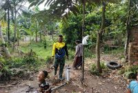 Menjelang berakhirnya pelaksanaan TNI Manunggal Membangun Desa [TMMD] ke-129, Satgas TMMD ke-129 Kodim 0418/Palembang terus memaksimalkan penyelesaian sasaran fisik yang telah dikerjakan bersama masyarakat.