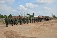 Satgas TMMD ke-129 Gelar Gladi Upacara Penutupan di Lapangan Sepak Bola kelurahan Talang Jambe