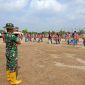 Wakil Komandan Satuan Tugas [Wadan Satgas] TMMD ke-129 Kodim 0418 Palembang, Letkol Inf Dery Septriandi ST MM MHan, menghadiri sekaligus mengecek langsung pelaksanaan gladi upacara penutupan TMMD ke-129 di lapangan sepak bola Kelurahan Talang Jambi, Kota Palembang, Rabu 12 Agustus 2026.