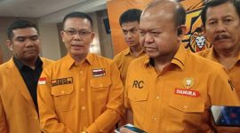 Ketua Tim Task Force DPP Partai Hanura, Rio Capella didampingi Ketua DPD Hanura Sumsel Ahmad Al Azhar. [Foto: AbV/WI]