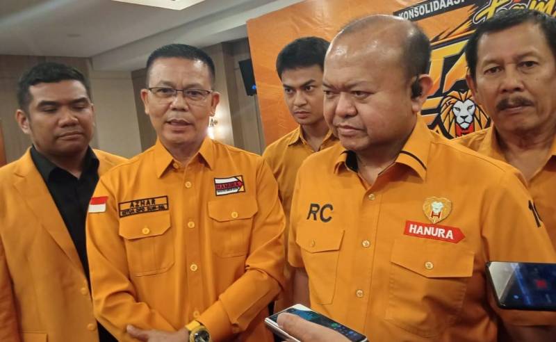 Ketua Tim Task Force DPP Partai Hanura, Rio Capella didampingi Ketua DPD Hanura Sumsel Ahmad Al Azhar. [Foto: AbV/WI]