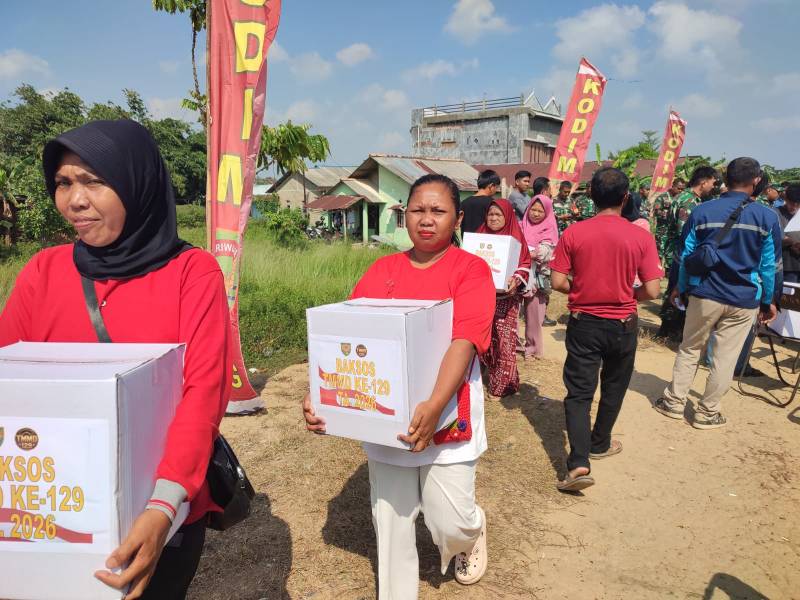 Warga Sumringah Terima Baksos TMMD ke-129, Bantuan TNI Jadi Berkah di Hari Penutupan