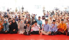 Sebanyak 115 anak dan remaja dari 20 kecamatan di Kabupaten OKU Timur mengikuti Festival Anak Shaleh Indonesia [FASI] Tahun 2026. Kegiatan perdana di tingkat kabupaten ini dibuka Bupati OKU Timur Ir H Lanosin MT MM di Balai Rakyat Setda OKU Timur, Rabu 19 Agustus 2026.