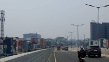 Kondisi kabut asap akibat kebakaran hutan dan lahan [karhutla] tengah 