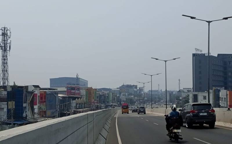 Kondisi kabut asap akibat kebakaran hutan dan lahan [karhutla] tengah 