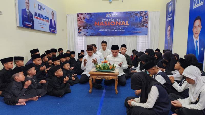 Tasyakuran Hari Ulang Tahun [HUT] ke-28 Partai Amanat Nasional [PAN] di Kabupaten OKU Timur berlangsung semarak. Kegiatan digelar serentak di 20 kecamatan, Minggu 23 Agustus 2026.
