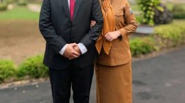 Kepala Dinas Perhubungan Kota Palembang, Sariyansyah Ismail bersama Sang Istri, Fildawati SE. [Foto: AbV-WI]