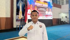 Muhamad Irfanjid, resmi menahkodai Persatuan Tinju Amatir Indonesia [Perbati] Kabupaten OKU Timur.