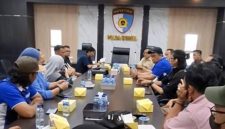 Koalisi Pers Sumsel saat menemui Komisioner Komisi Kepolisian Nasional [Kompolnas], Dr Supardi Hamid, di Mapolda Sumsel, Senin 19 Oktober 2026.