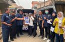 Badan Rescue DPW Partai NasDem Sumatera Selatan turun langsung meninjau lokasi sekaligus menyalurkan bantuan kepada para korban kebakaran Lorong Sabar, Kelurahan 8 Ulu, Kecamatan Jakabaring, Palembang.
