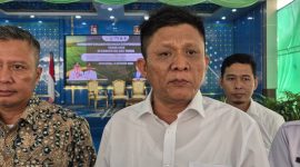 Bupati OKU Timur Lanosin