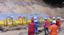 PT PLN (Persero) melalui subholding PLN Energi Primer Indonesia (PLN EPI) berhasil mengalirkan gas bumi dari Natuna melalui pipa _West Natuna Transportation System_ [WNTS]–Pemping untuk mendukung kebutuhan pembangkit listrik PLN Batam pada Selasa [27/10] dini hari.