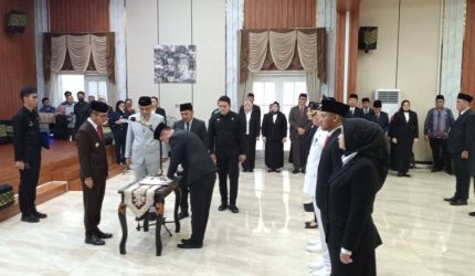 Wali Kota Palembang Ratu Dewa merombak jajaran pejabat tinggi pratama, administrator, hingga fungsional. Pelantikan digelar Jumat, 3 Oktober 2026, berdasarkan Keputusan Wali Kota Nomor 2816 dan 2821/165/2026.