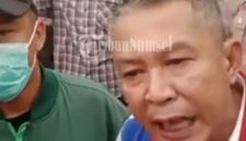 Tangkapan layar dari tiktok TribunSumsel, Ketua ADO Sumsel M Asrul Indrawan di tengah aksi demo mahasiswa Cipayung Plus Palembang di Mapolda Sumsel, Selasa 13 Oktober 2026
